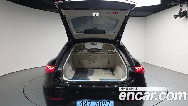 Mercedes-Benz EQS — Фото автомобиля 25