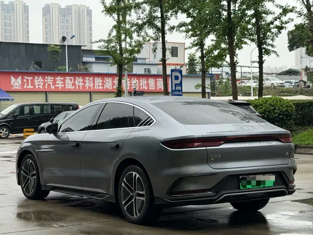 BYD Han — Фото автомобиля 8
