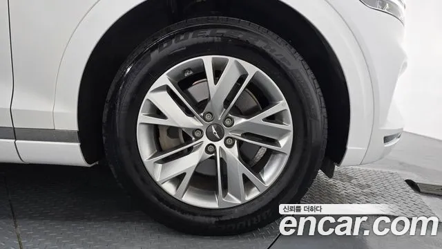 Genesis GV70 2.5T Бензин 2WD — Фото автомобиля 20