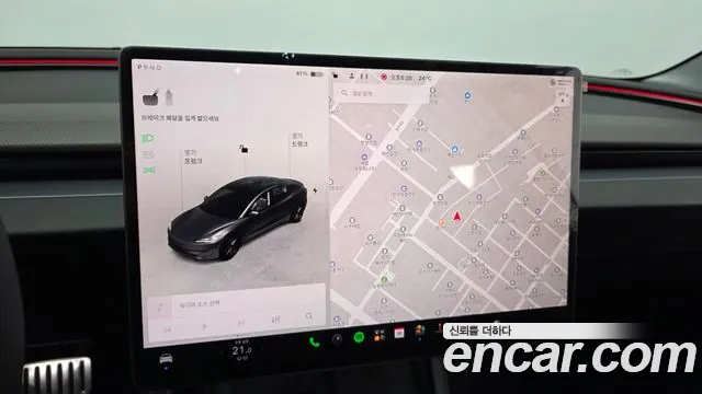 Tesla Model 3 — Фото автомобиля 19