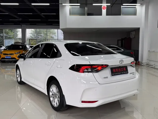 Toyota Corolla — Фото автомобиля 4
