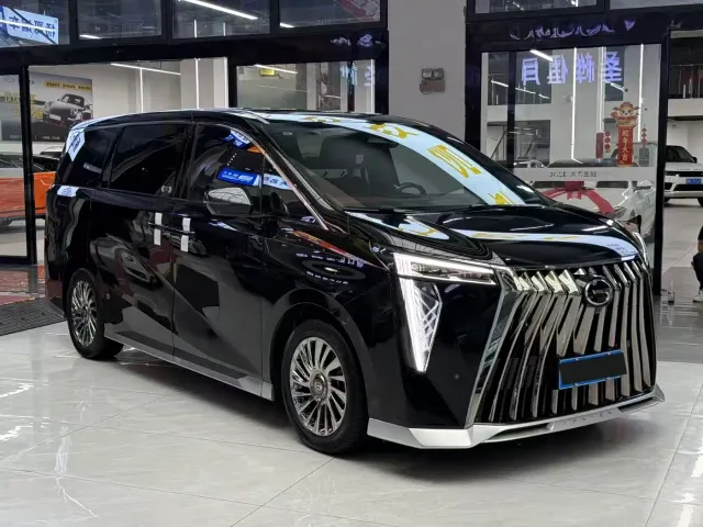 GAC Trumpchi M8 — Фото автомобиля 3
