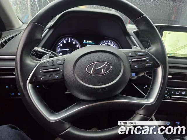 Hyundai Sonata — Фото автомобиля 11