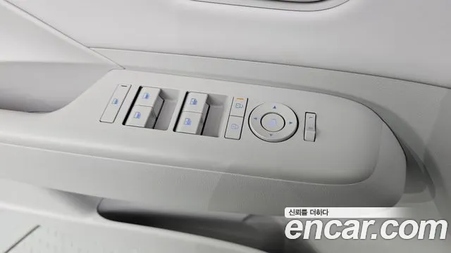 Hyundai Kona SX2 — Фото автомобиля 30