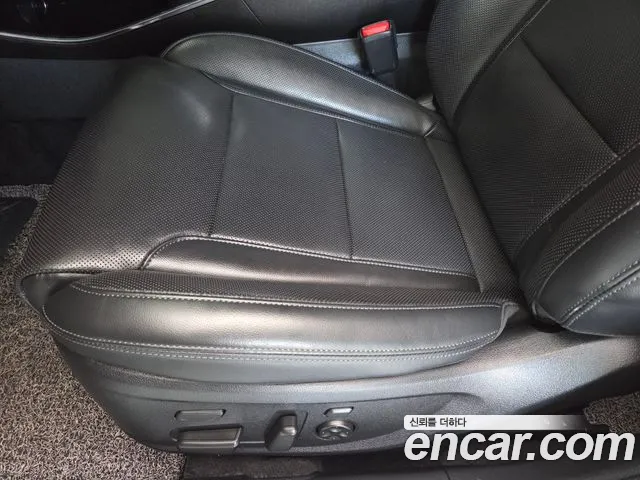 Hyundai Grandeur Grandeur (New) — Фото автомобиля 10