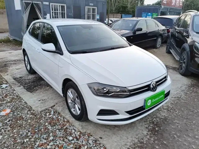 Volkswagen Polo — Фото автомобиля 3