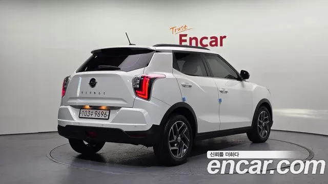 KG_Mobility_Ssangyong TIBOLI Very New Tivoli Бензин 1.5 2WD — Фото автомобиля 2