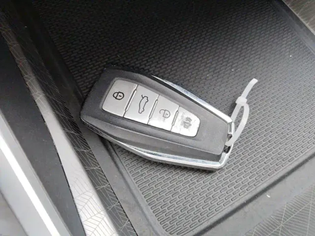 Geely Emgrand — Фото автомобиля 8