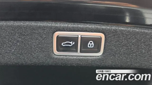 Hyundai Grandeur GN7 — Фото автомобиля 23