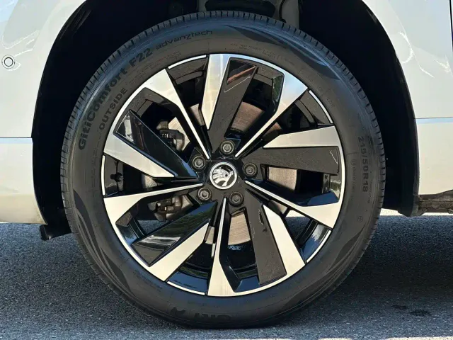 Skoda Karoq — Фото автомобиля 12