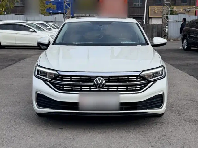 Volkswagen Sagitar — Фото автомобиля 8