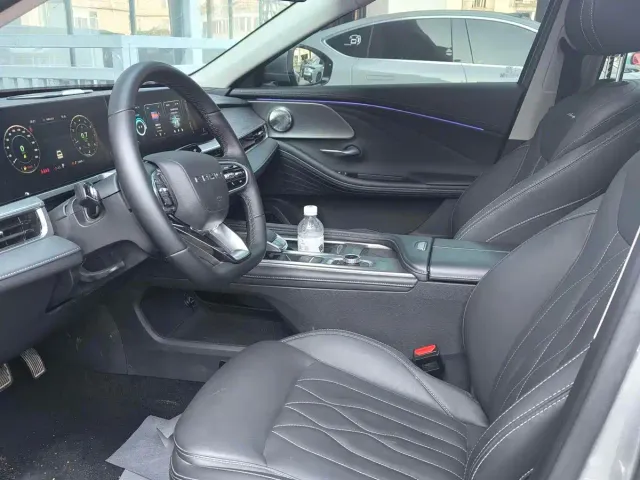 Chery Arrizo 8 — Фото автомобиля 4