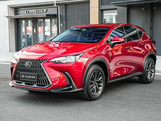 Фотография автомобиля — Lexus NX