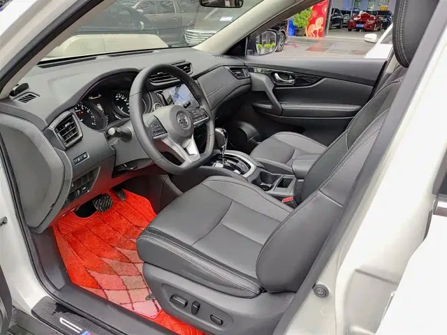 Nissan X-Trail — Фото автомобиля 7