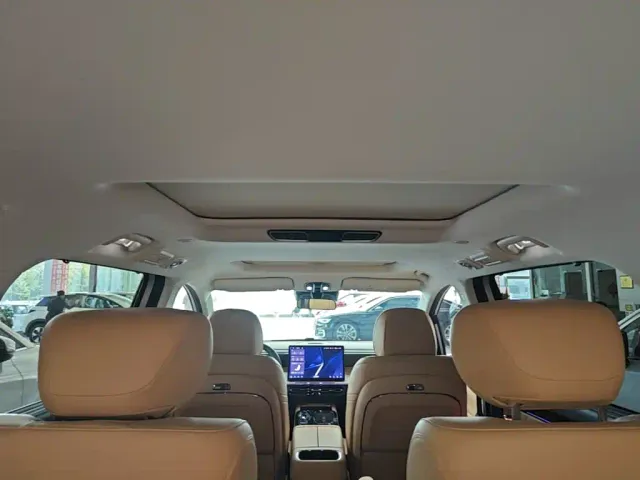 GAC Trumpchi E8 — Фото автомобиля 17