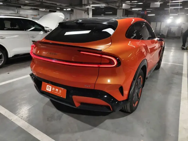 Xiaomi YU7 — Фото автомобиля 5