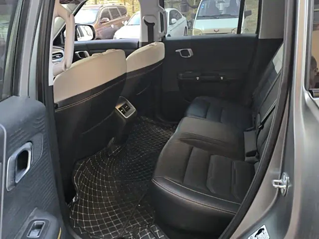 BAIC BJ30 — Фото автомобиля 11