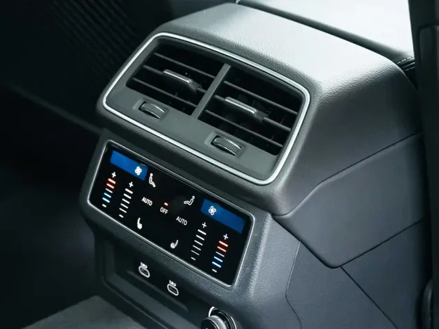 Audi A6L — Фото автомобиля 19