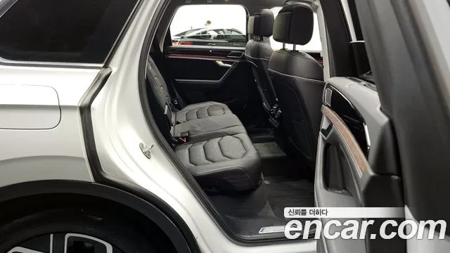 Volkswagen Touareg Touareg 3 поколение 3.0 TDI Prestige — Фото автомобиля 12