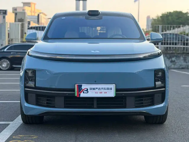 Li Auto L9 — Фото автомобиля 3