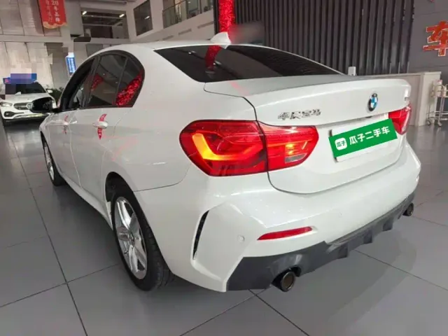 BMW 1 Series — Фото автомобиля 4