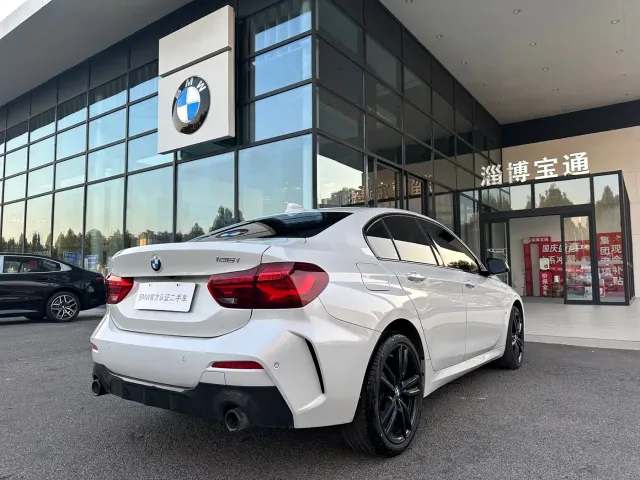 BMW 1 Series — Фото автомобиля 14
