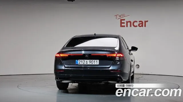 Honda Accord 1.5 Turbo — Фото автомобиля 4