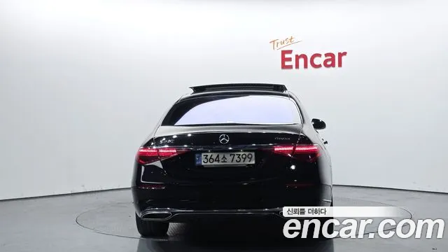Mercedes-Benz S-Class — Фото автомобиля 4