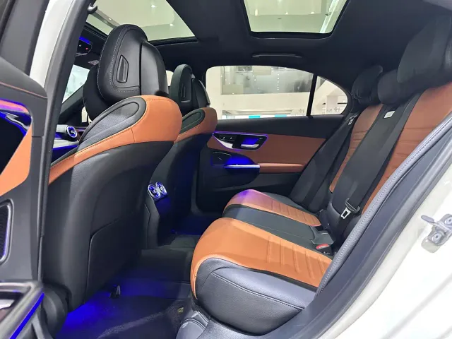 Mercedes-Benz C-Class — Фото автомобиля 13