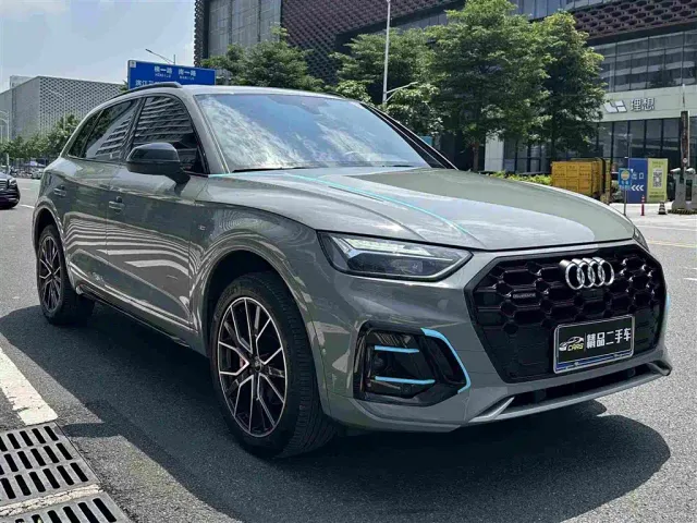 Audi Q5L — Фото автомобиля 3