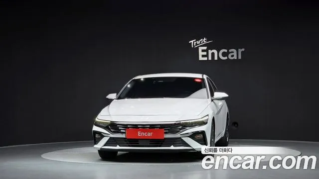 Hyundai AVANTE Новый Avante (CN7) — Фото автомобиля 3