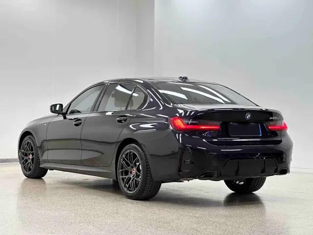 BMW 3 Series — Фото автомобиля 30
