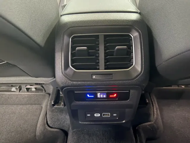 Volkswagen Tiguan L PHEV — Фото автомобиля 8