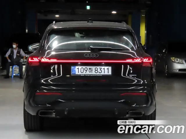 Audi Q5 45 TFSI quattro S Line — Фото автомобиля 7