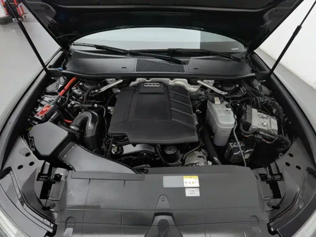 Audi A6 — Фото автомобиля 6