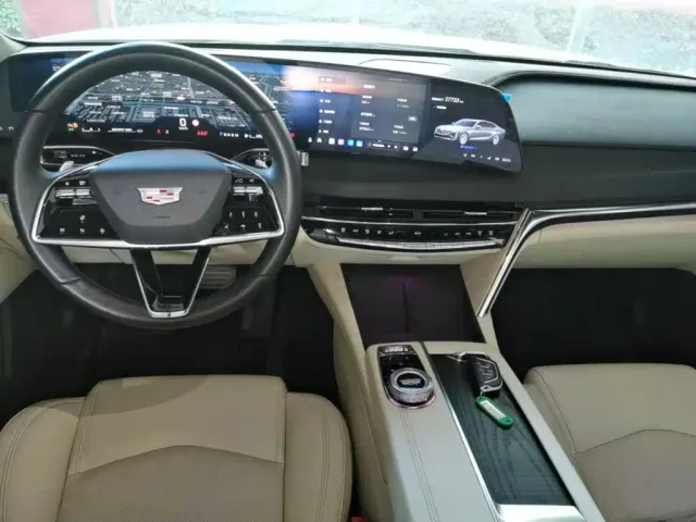 Cadillac CT6 — Фото автомобиля 9