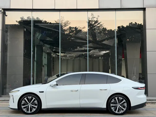 Nio ET7 — Фото автомобиля 3