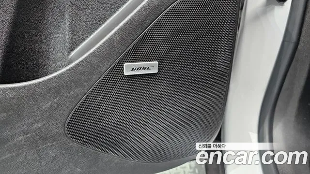 Chevrolet Bolt EV New — Фото автомобиля 24
