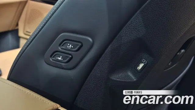 Kia Carnival 4th Gen — Фото автомобиля 28