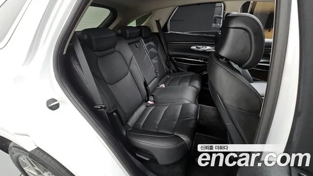 Genesis GV70 2.5T Бензин 2WD — Фото автомобиля 7