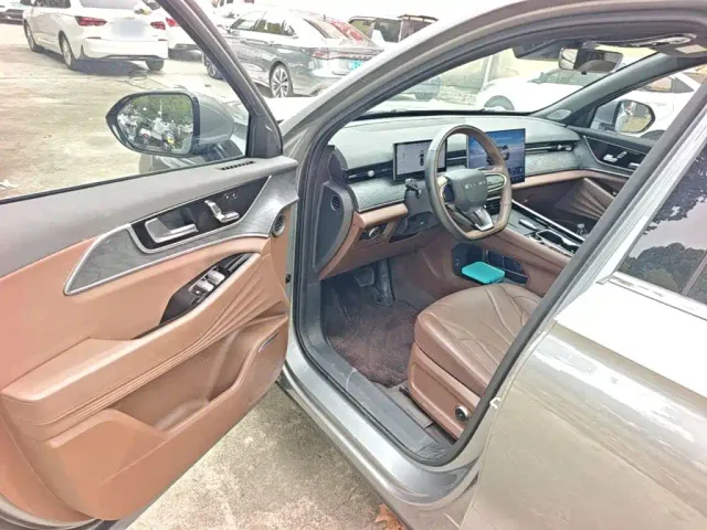 Chery Tiggo 9 2026 9X 2.0T FWD Pilot — Фото автомобиля 15