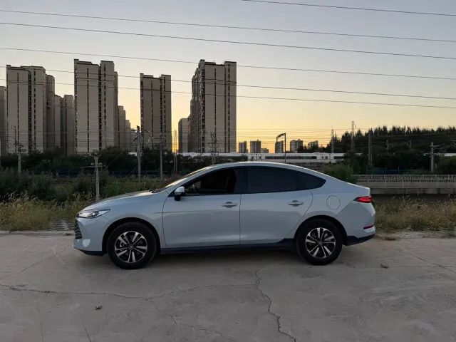 BYD Qin PLUS — Фото автомобиля 4