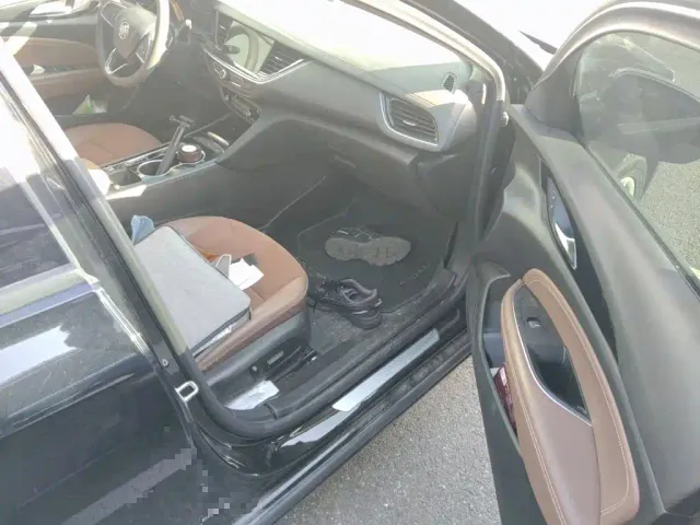 Buick Regal — Фото автомобиля 19