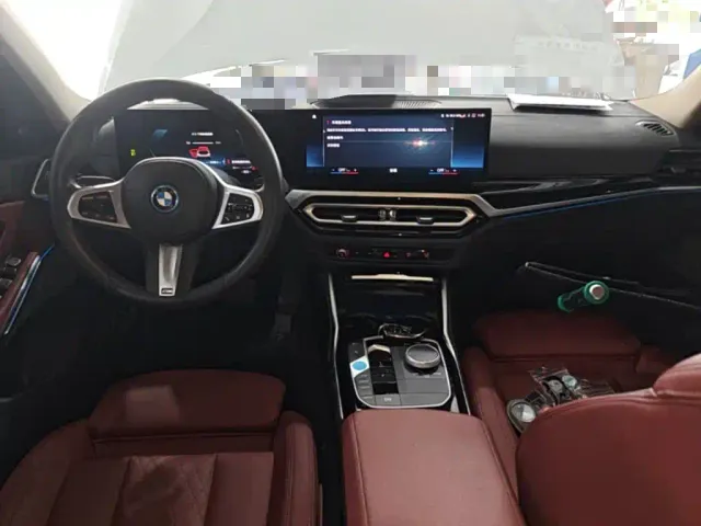 BMW i3 — Фото автомобиля 13