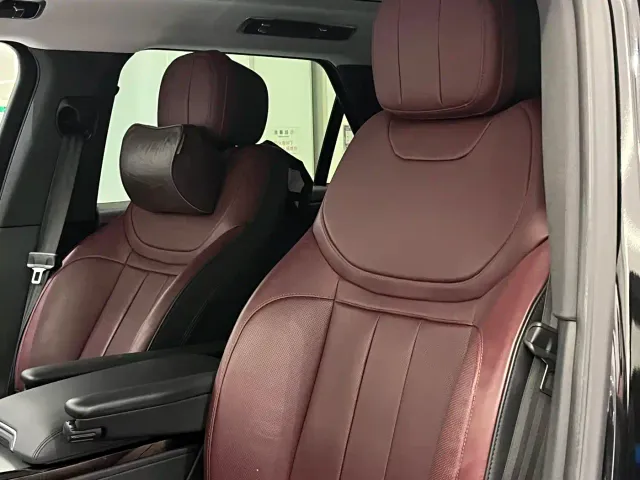 Land Rover Range Rover Sport — Фото автомобиля 16