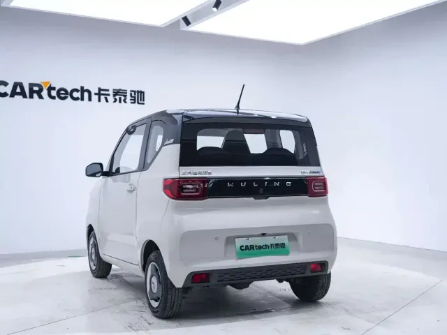 Wuling Hongguang Mini EV — Фото автомобиля 19