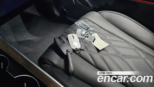 Genesis G80 Electrified G80 (RG3) — Фото автомобиля 14