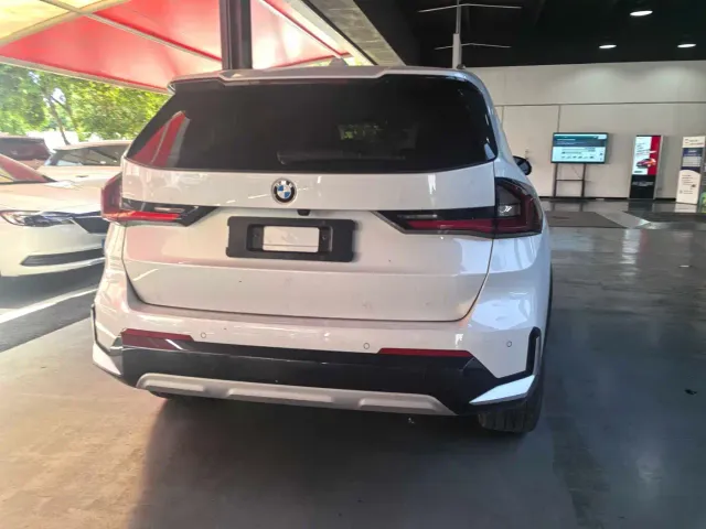 BMW X1 — Фото автомобиля 8