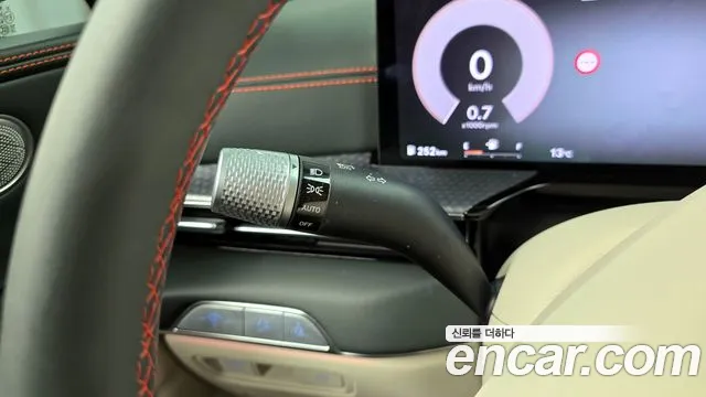 Genesis GV80 — Фото автомобиля 29