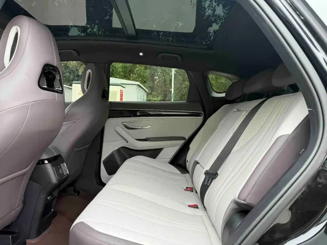 BYD Song PLUS — Фото автомобиля 12